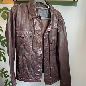 Levis Sheep Leather Trucker Jacket size Medium
